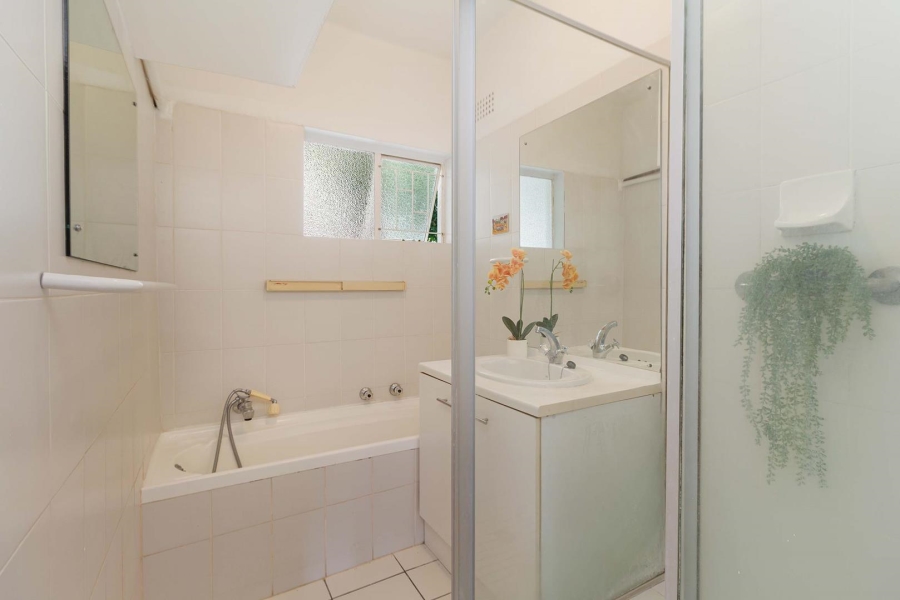 2 Bedroom Property for Sale in Oranjezicht Western Cape